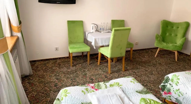 Трёхместный номер Standard Hotel Marko