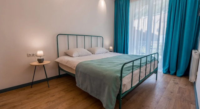 Люкс с 2 комнатами с балконом Easy Hotel Tbilisi
