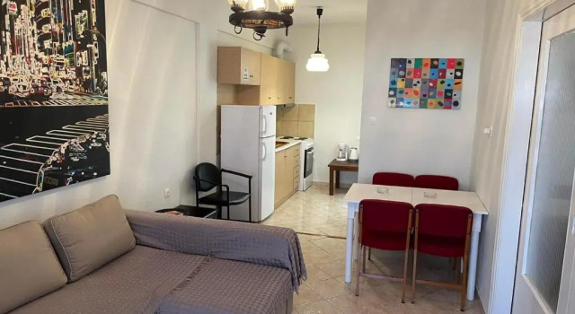 Апартаменты Nea Peramos Apartment 80m from the beach