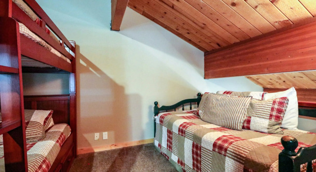 Bridges Townhome #15 Condo