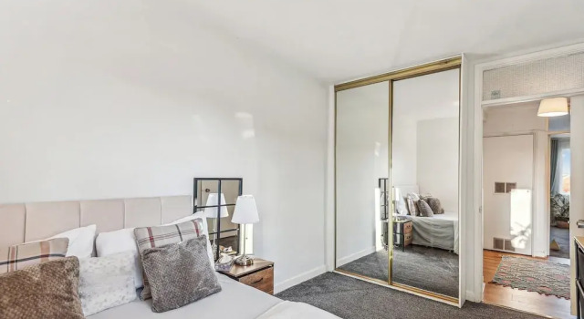 Spacious2br-balcony-parking-25mincentrallondon
