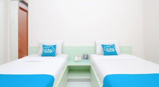 Airy Bandara Ahmad Yani Arteri Utara D4 Semarang, Varaa Hotelli Hotellit Semarang pysäköinnillä, lähellä Ereveld Kalibanteng, Pysäköinti