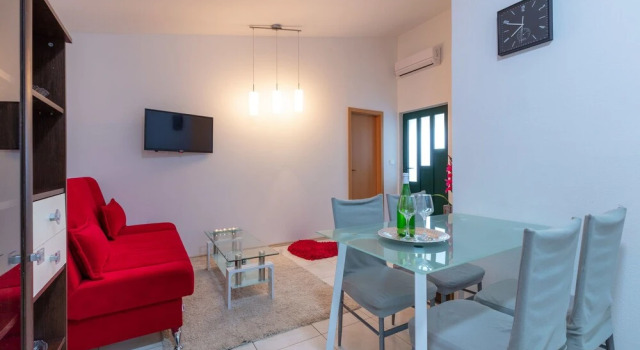 House Roza, Rezerwuj Hotel Hotele w Split Region z parkingiem, Parking