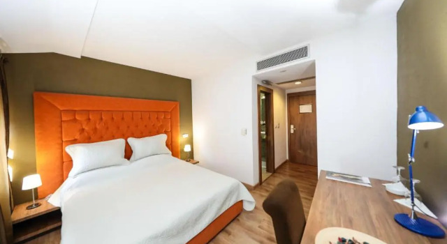Hotel Çarshia e Jupave, Prenota Hotel Gjakova Prizren County