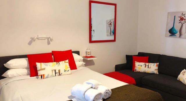Студия Premium Canberra Short Term & Holiday Accommodation