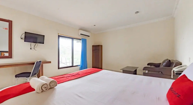RedDoorz @ Hotel Kridawisata Lampung, Rezerwuj Hotel Tanjungkarang-Telukbetung Sumatra