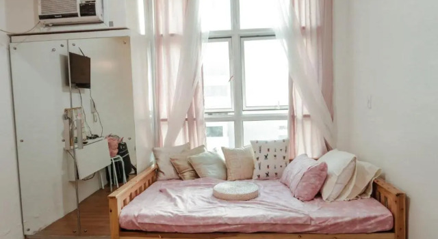 Номер Standard Cozy Sunlit Studio