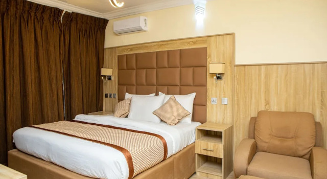 Wingate Exotic, Book Hotel Hotels in Kwara with Breakfast, Breakfasts