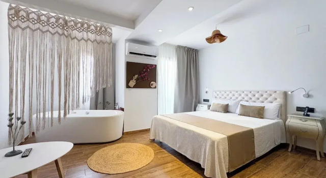 Номер Standard Emerald Sun Hotel
