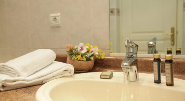 Апартаменты Cannes Holiday Suites