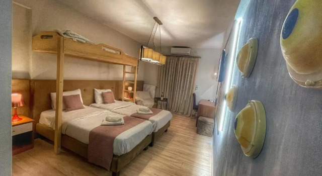 Семейный номер Standard с видом на море Trokadero Boutique Hotel