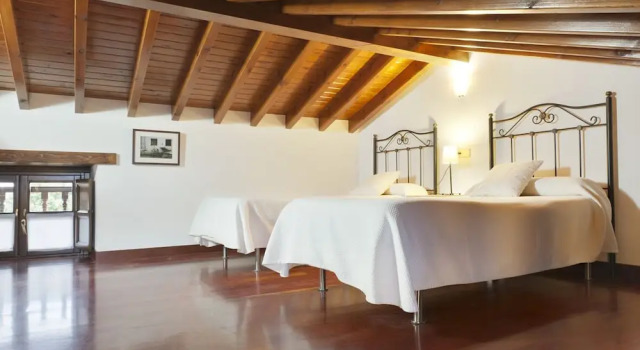 Casa De Aldea Larrionda 3, Book Hotel Villar de Huergo 