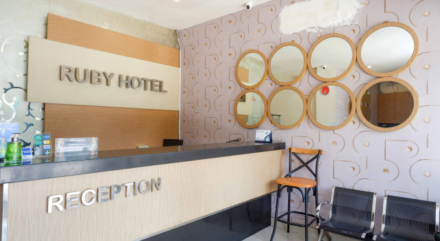 Urbanview Hotel Ruby Makassar, Prenota Hotel Makassar 