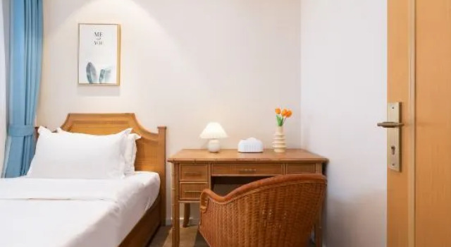 Люкс с 2 комнатами с видом на море Wanning Sun Moon Bay Sea View Time Hotel