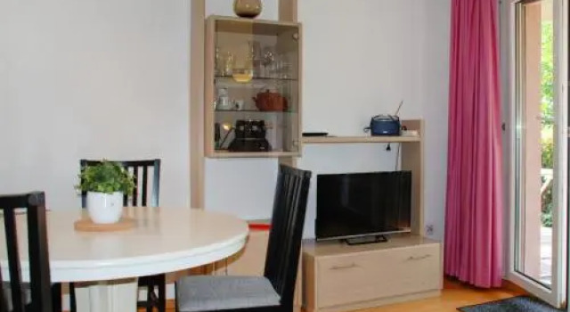 Apartment Caslago.2, Забронировать Апартаменты/квартира Казлано Лугано, рядом с Alprose Chocolate Factory