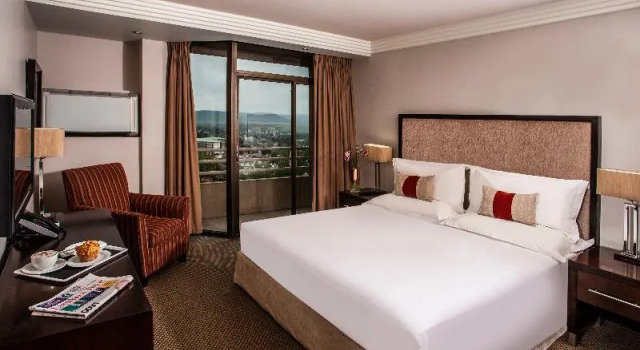 Номер Executive Avani Lesotho Hotel & Casino