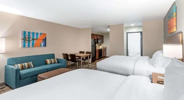 Люкс Standard MainStay Suites Denver International Airport