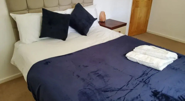 Charming 2-bed Apartment Located in Elham Norwich, Varaa Huoneisto Asunnot kohteessa Merseyside, Huoneisto