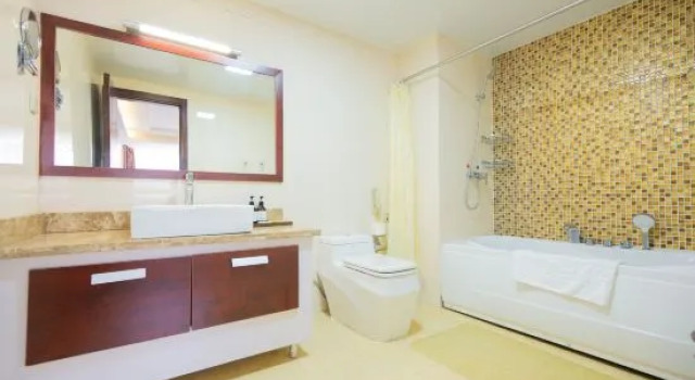 Люкс Hongqiao Holiday Hotel