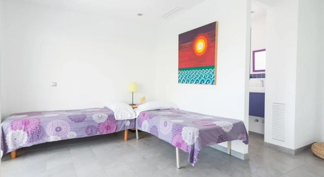 Voltor, Book Hotel Costitx Majorca
