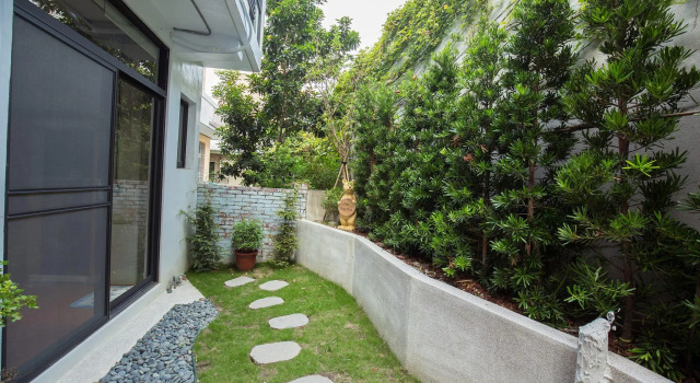 Three Houses, Забронировать Отель Отели Тайнань 3 звезды, рядом с Zhongshan Park, 3*