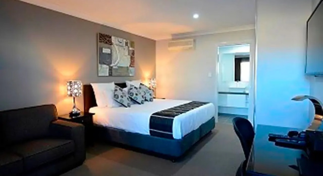 Номер Deluxe Astro Dish Motor Inn