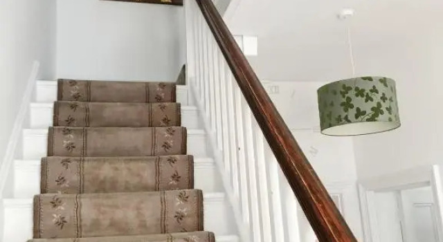 Large House near the beach - lots of parking and wifi, Забронировать Отель Борнмут Дорсет, рядом с Железнодорожный вокзал Борнмута