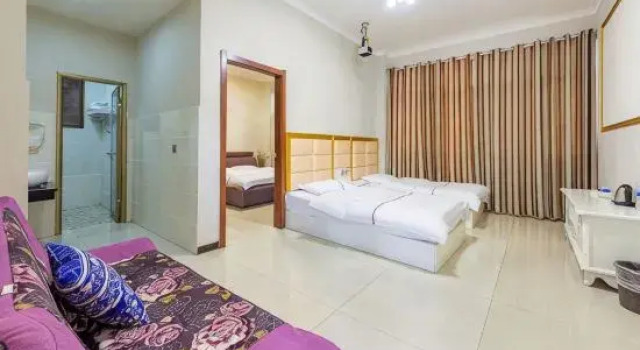 Люкс Taoyuan Huayu Hotel (Jianshui Purple Pottery Street Guangci Lake)