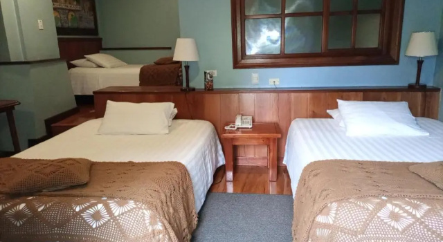 Habitación triple Estándar Hotel Victoria