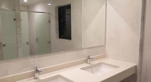Четырёхместный номер Standard с видом на море Venice Seaview Hotel