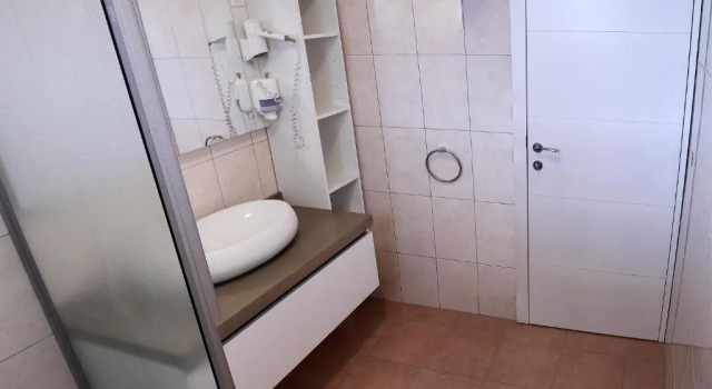 Апартаменты с 3 комнатами с видом на море Apartments Silvija