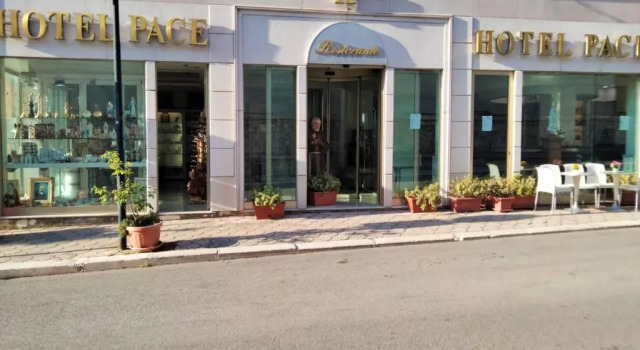 Hotel Pace, Забронировать Отель Сан-Джованни-Ротондо Гаргано