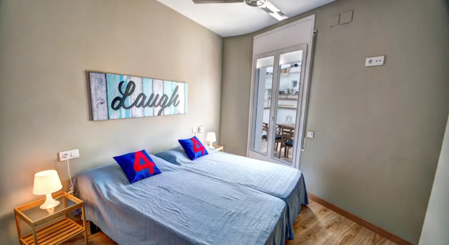 Amazing Terrace in the Center, Забронировать Отель Отели Ситжес 3 звезды, 3*