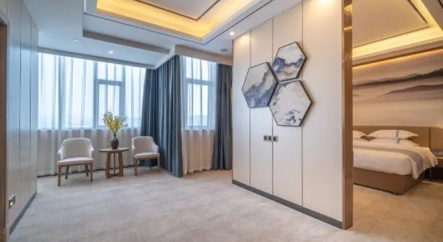 Семейный люкс Comfort Tianzhou International Hotel(Baise Intifada Memorial)