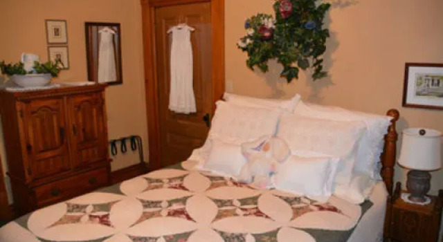 Country Doll House Bed and Breakfast, Varaa Hotelli  