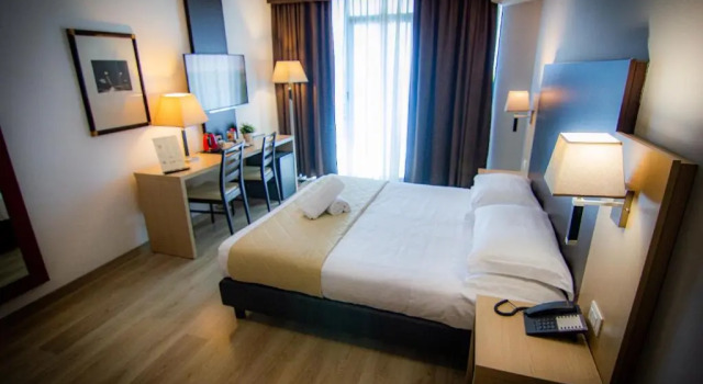 Трёхместный номер Standard с балконом Tuscany Inn