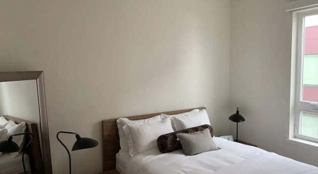 Двухместные апартаменты Premium с видом на внутренний двор Domicile Suites at Marina SLU