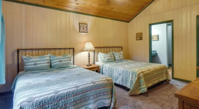 Gatlinburg Cabin Rental: 3 Mi to Downtown, Забронировать Отель Гатлинберг Great Smoky Mountains National Park