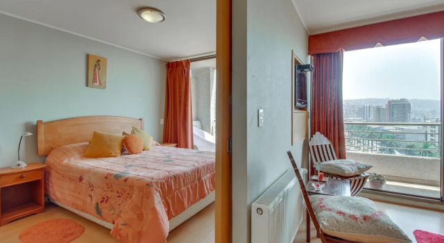 Departamento Fascinante en Valparaiso, Забронировать Отель Отели Вальпараисо 3 звезды, рядом с Terminal de Buses Valparaiso, 3*
