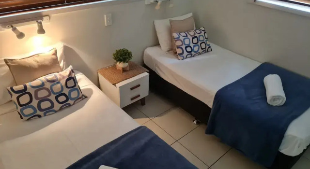 Апартаменты с 2 комнатами рядом с пляжем Cranbourne Court Beach Side Apartments