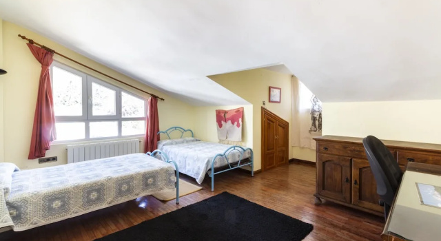 Коттедж с 6 комнатами с видом на горы Villa del Mamut, Padul Granada