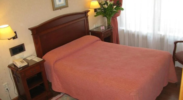 Hostal Bahía, Varaa Hotelli San Sebastián Costa Guipúzcoa