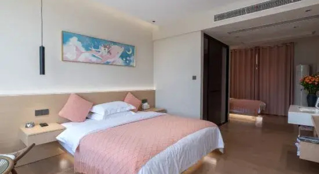 Семейный люкс Comfort Jiuhua Mountain Jiuguniang Homestay (Tourist Service Center)