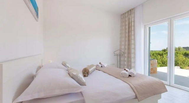Holiday Home Lucija, Book Villa Trecanica Split-Dalmatia County