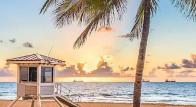 Edgewood Studio in Dania Beach, Забронировать Отель Дания-Бич Broward County