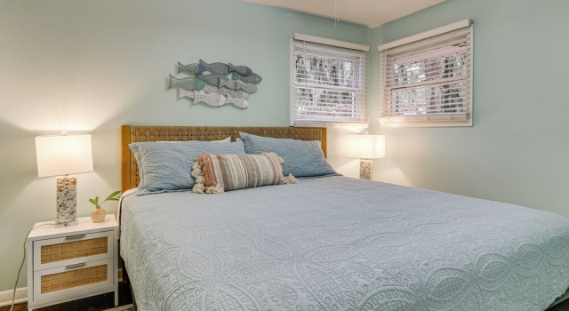 5 Mi to Historic Dtwn Beaufort: Family Gem w/ Yard