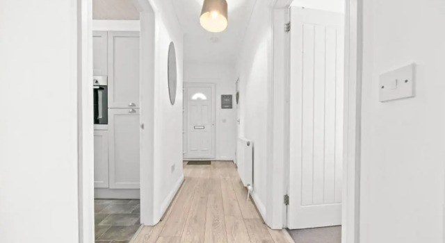 Апартаменты Two Bedroom Apartment by Klass Living Serviced Accommodation Motherwell - Anderson Apartment With WiFi &Parking