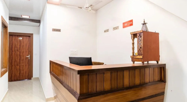 Oyo 43682 Rose, Varaa Hotelli Chandigarh 