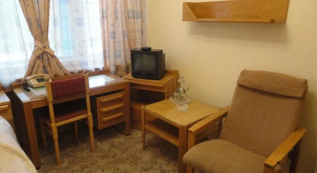 Dubna korpus 1, Rezervovat Hotel Hotely v Dubna s parkováním, Parkování