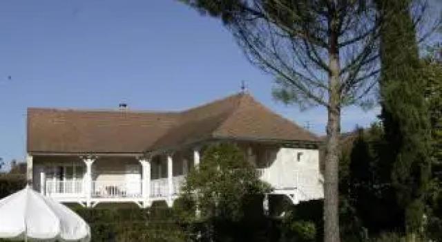 L'Hostellerie du Relais Sainte Anne, Rezerwuj Hotel Hotele w Martiel z parkingiem, Parking